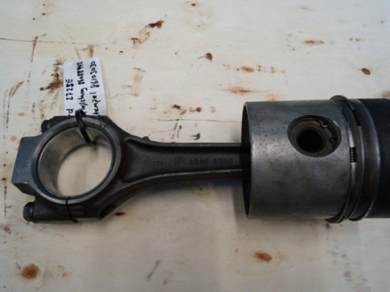 Ford 2725E