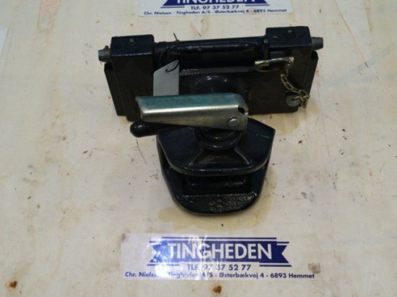 New Holland T6070