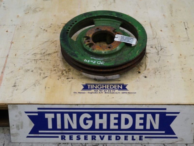 John Deere 2054