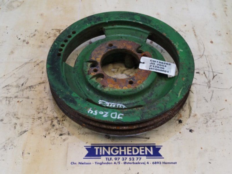 John Deere 2054