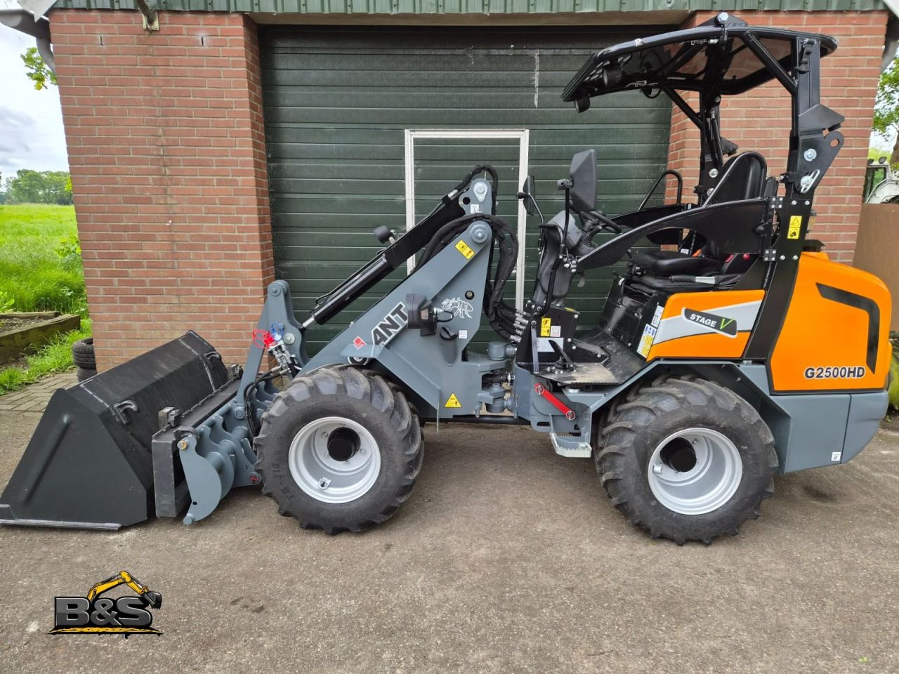 GIANT G2500HD bouwjaar 2025 ZGAN