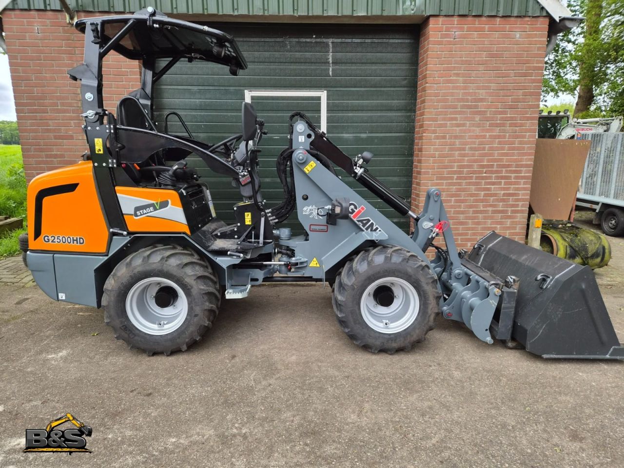 GIANT G2500HD bouwjaar 2025 ZGAN