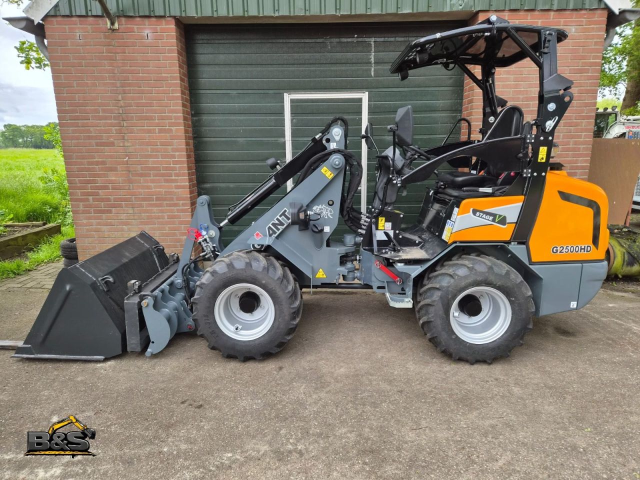 GIANT G2500HD bouwjaar 2025 ZGAN