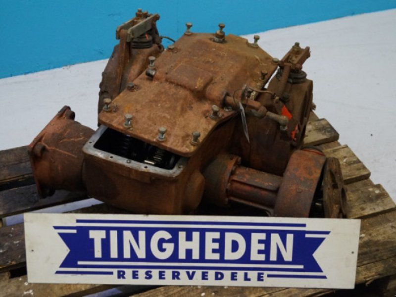 Massey Ferguson 40