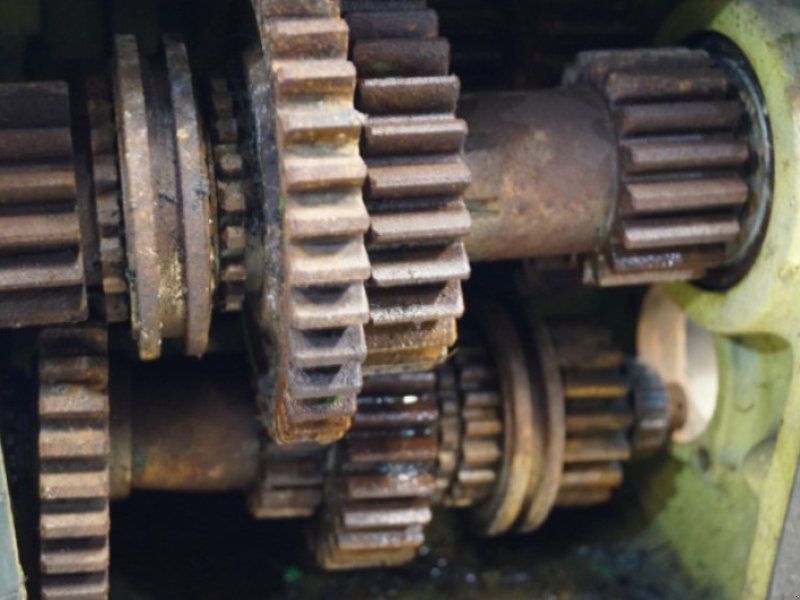 John Deere 1042