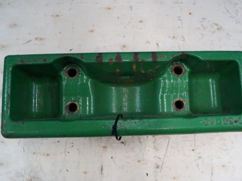 John Deere 6105M