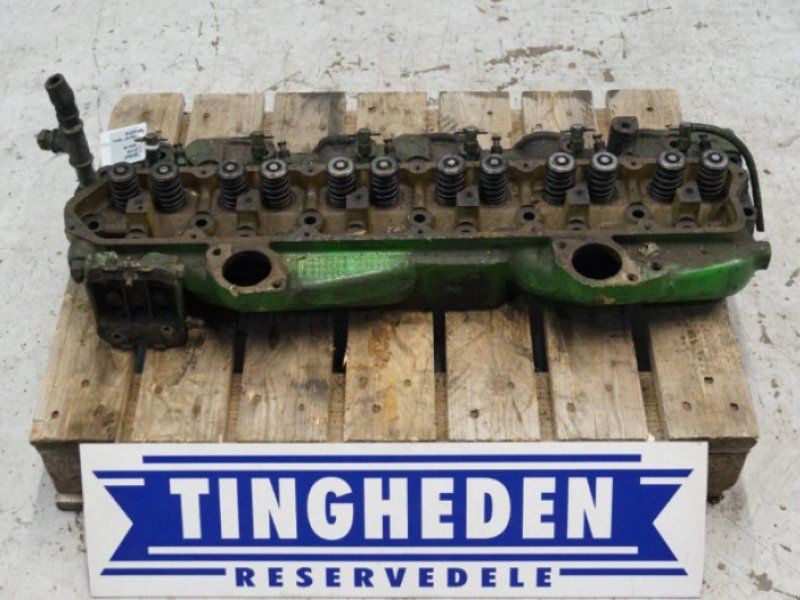 John Deere 6359