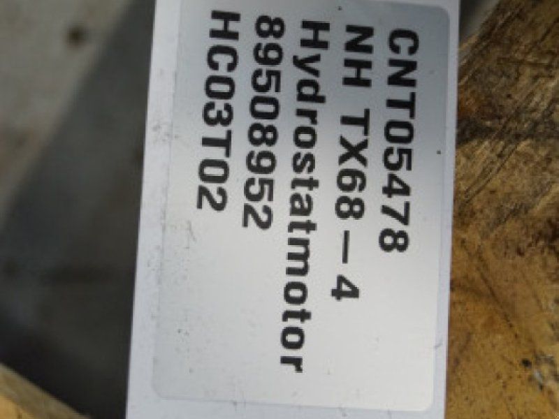 New Holland TX68