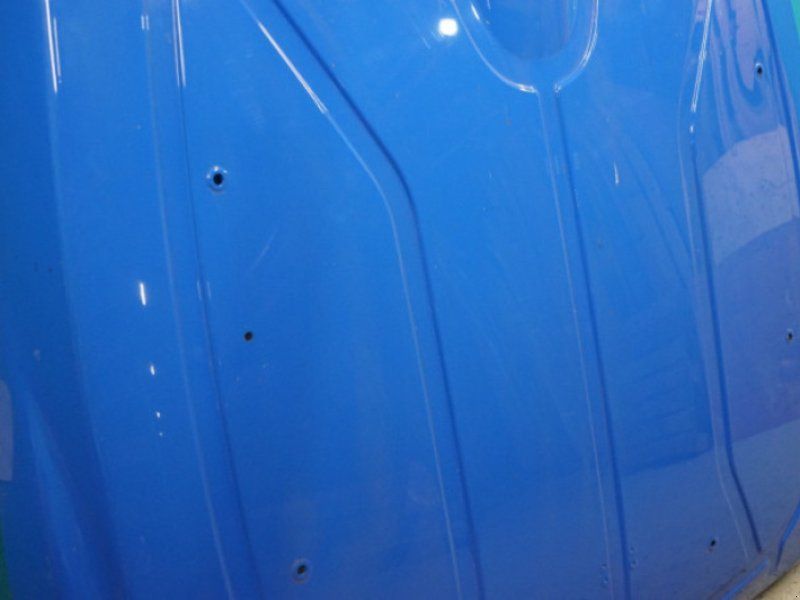 New Holland TG285