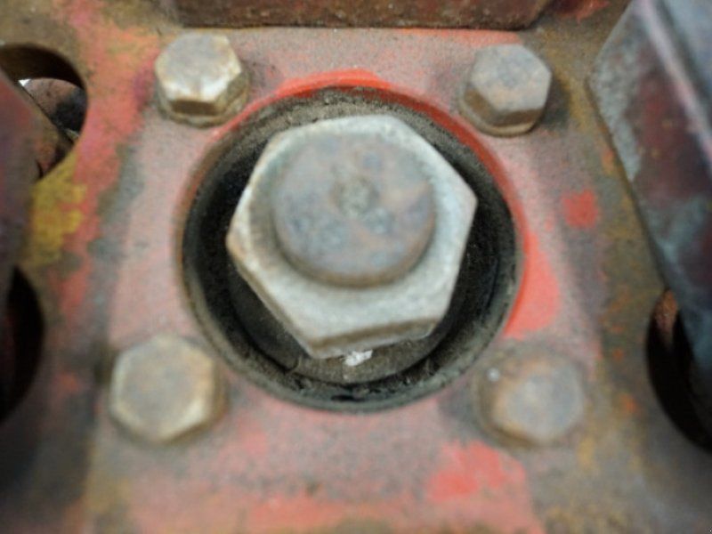 Massey Ferguson 525