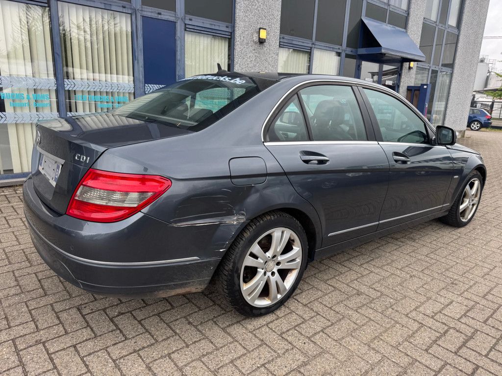 Mercedes-Benz C-klasse **C220-BELGIAN ORIGINE-AVANTGARDE**