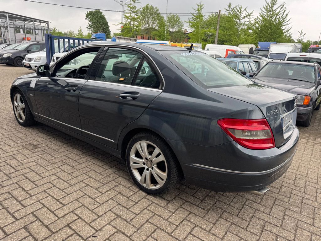 Mercedes-Benz C-klasse **C220-BELGIAN ORIGINE-AVANTGARDE**