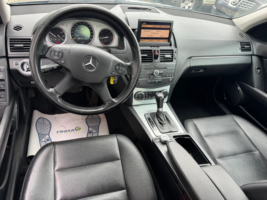 Mercedes-Benz C-klasse **C220-BELGIAN ORIGINE-AVANTGARDE**