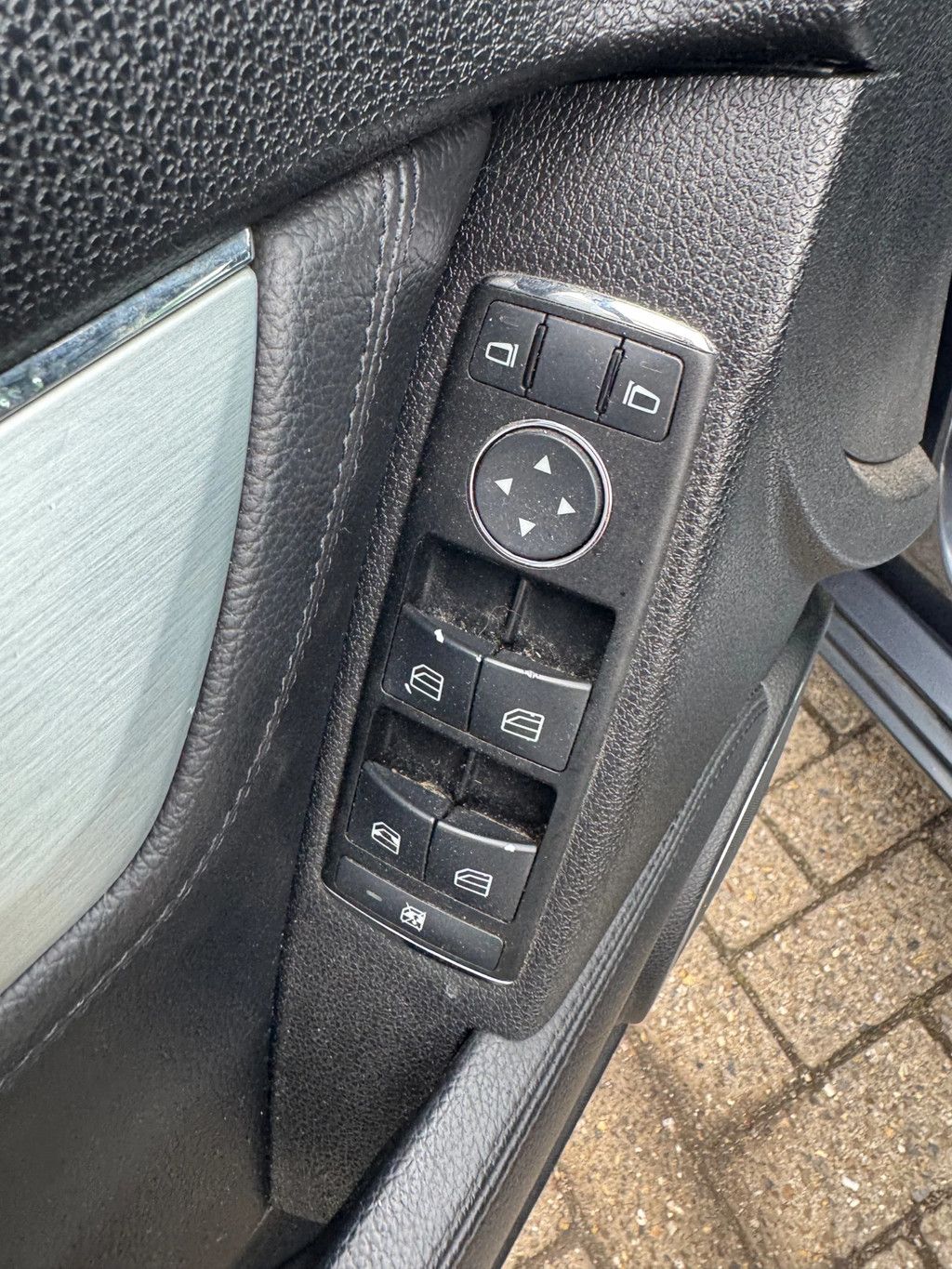 Mercedes-Benz C-klasse **C220-BELGIAN ORIGINE-AVANTGARDE**