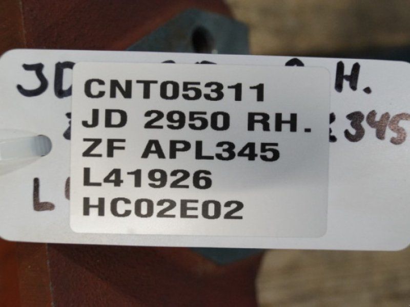 John Deere 2950