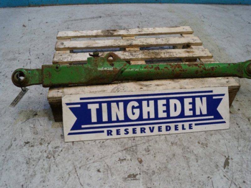 John Deere 4040