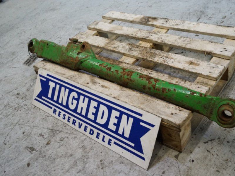 John Deere 4040