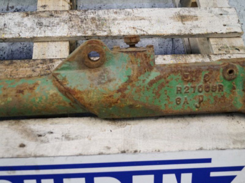 John Deere 4040