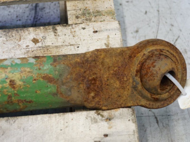 John Deere 4040