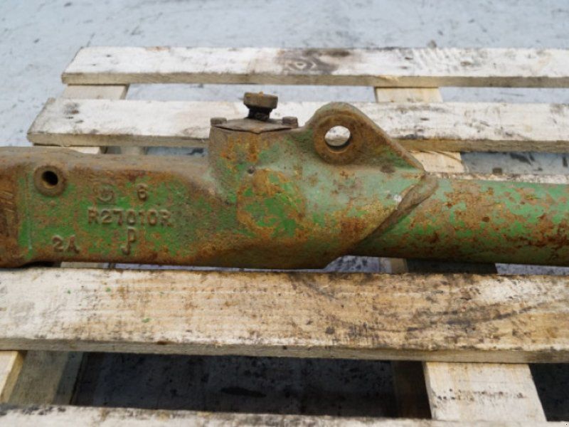 John Deere 4040