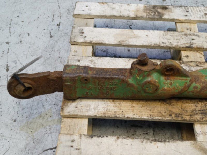 John Deere 4040