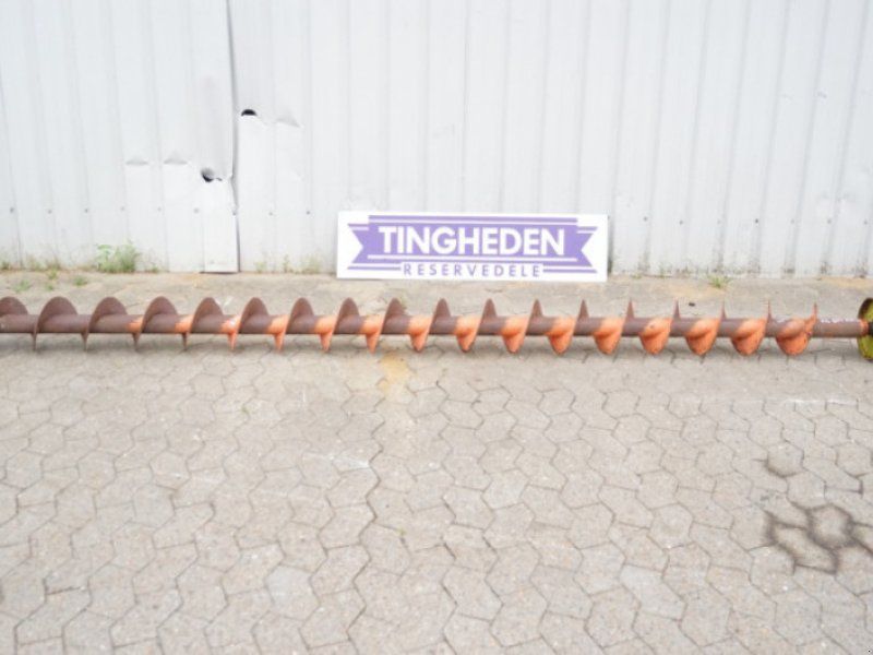 7000