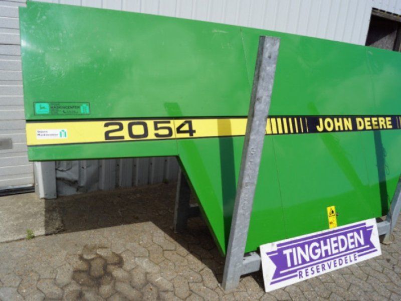 John Deere 2054