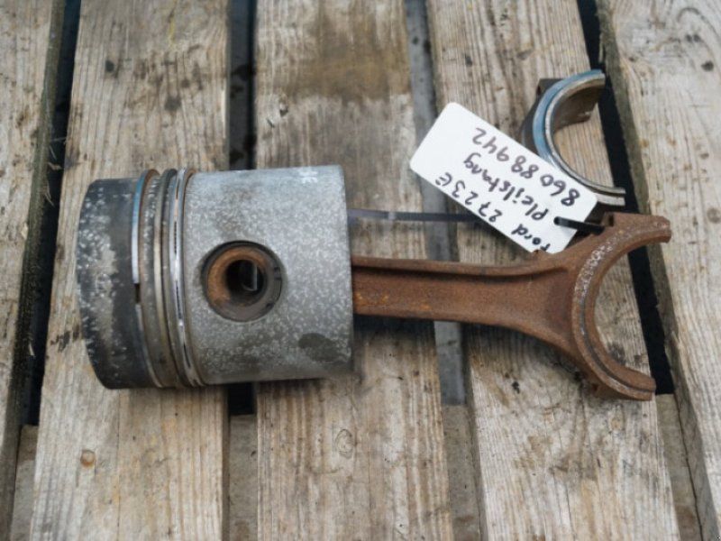 Ford 2723E