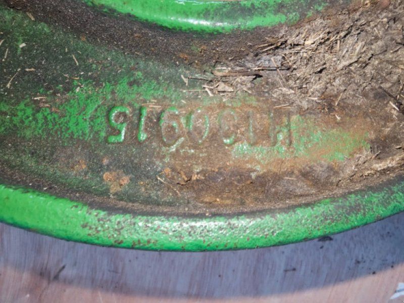 John Deere 2054