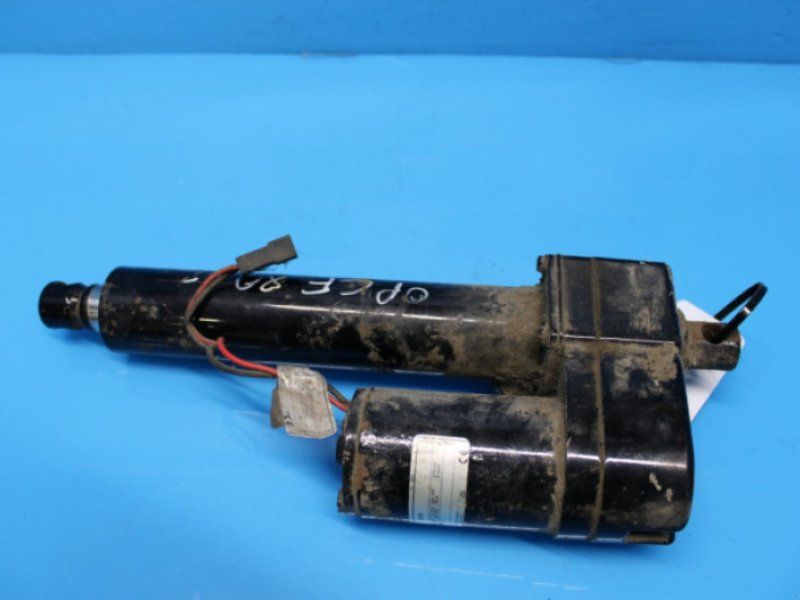 Case CF80