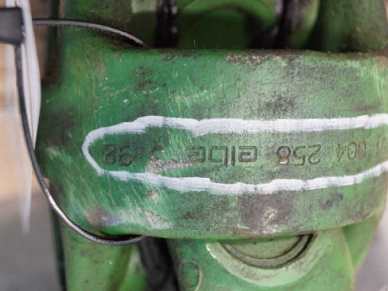 John Deere 6505