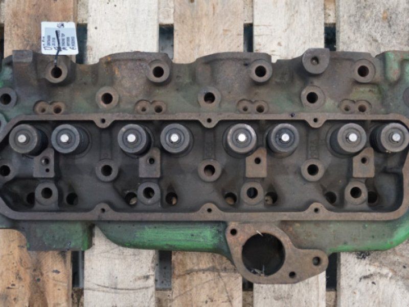 John Deere 4239