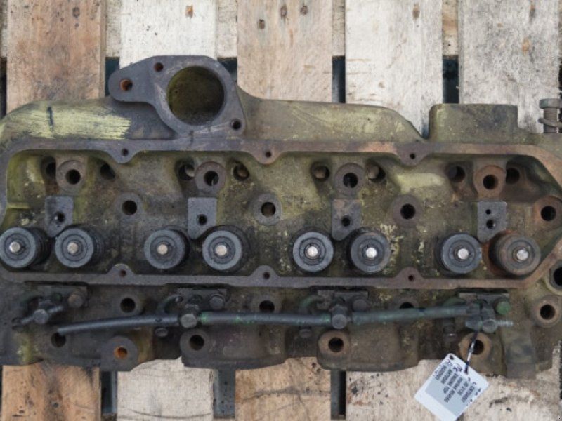 John Deere 4239