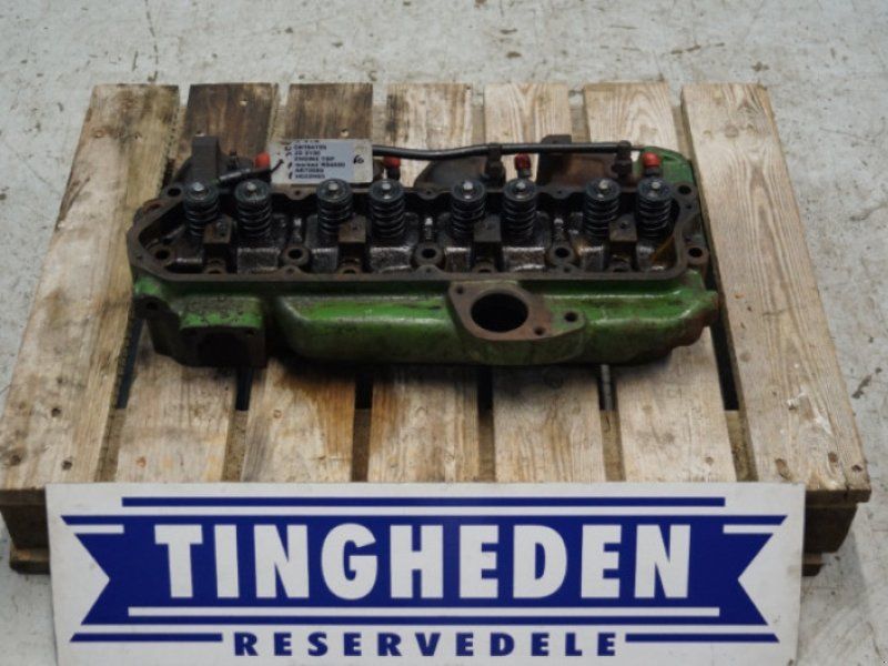 John Deere 4239