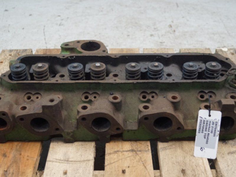 John Deere 4239