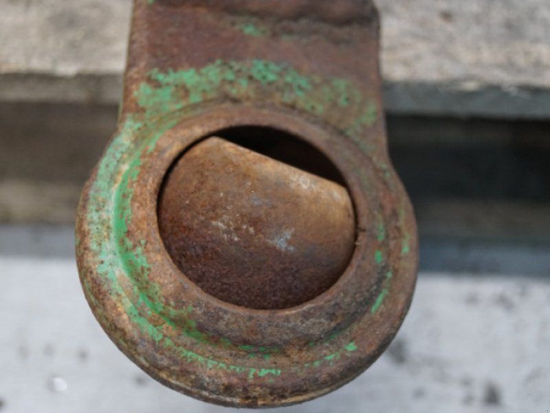 John Deere 4040