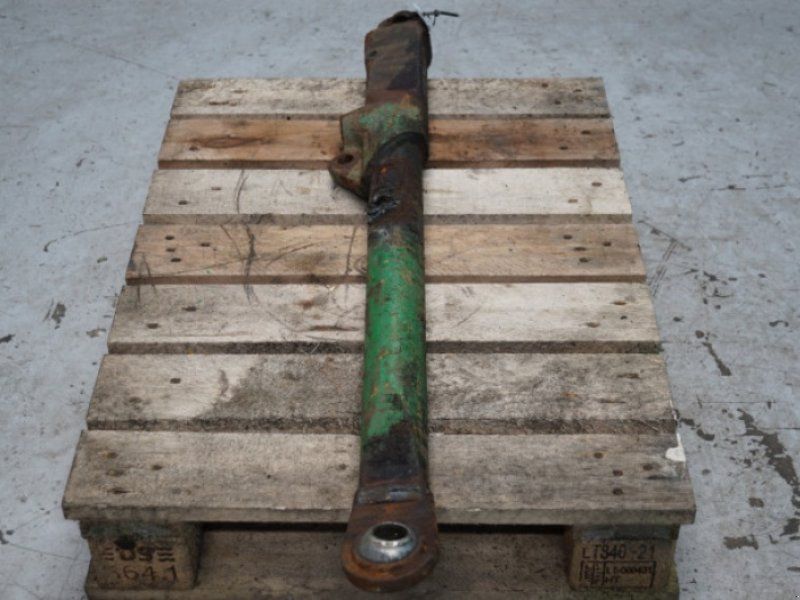 John Deere 4040
