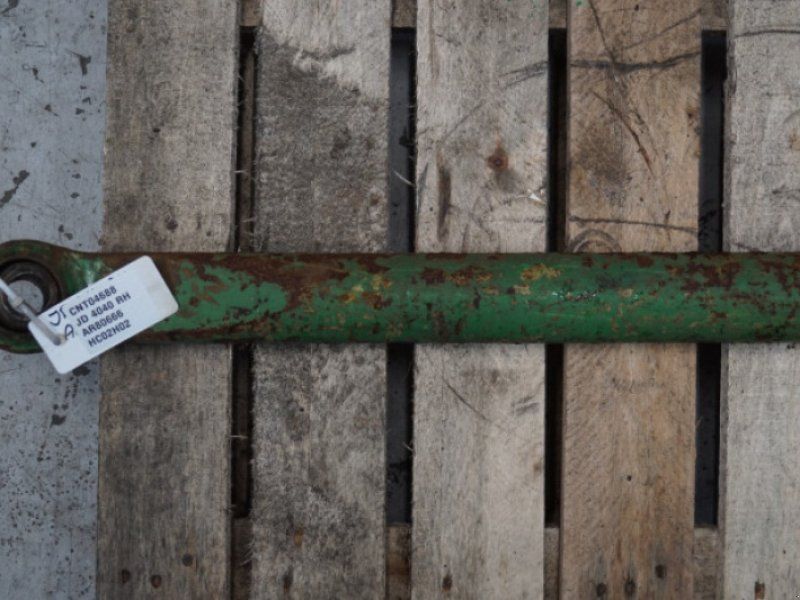 John Deere 4040