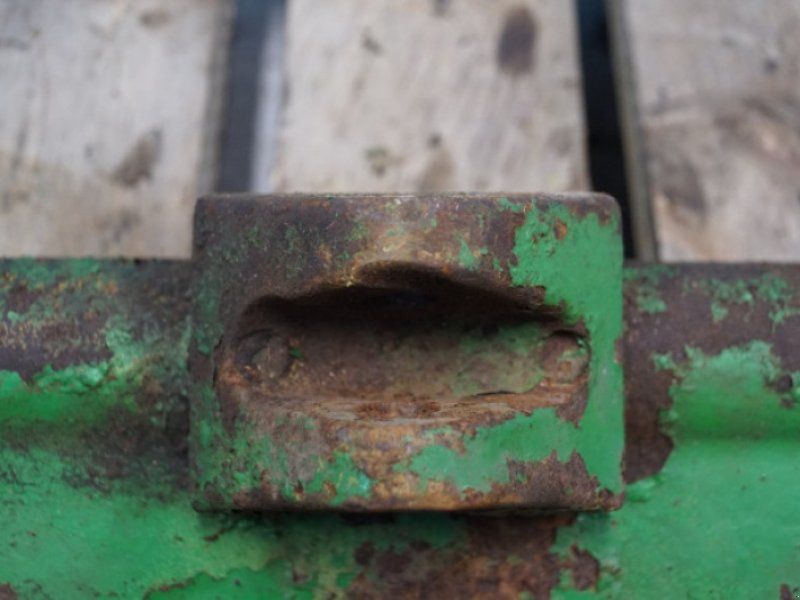 John Deere 2450