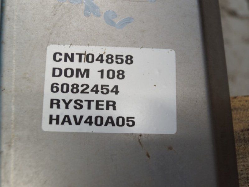 Claas Dominator 108