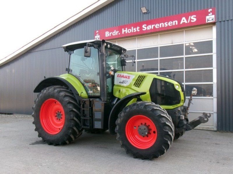 Claas AXION 800