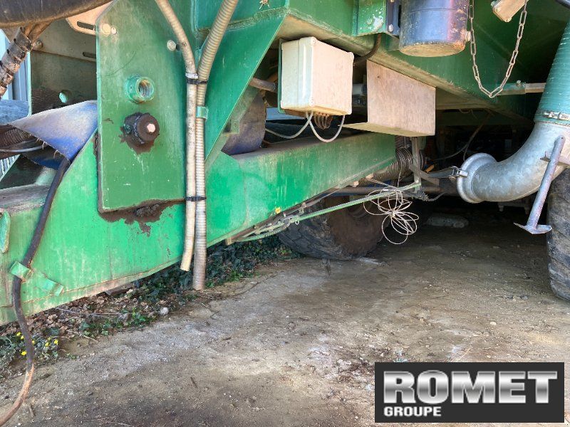 ELBRM16700