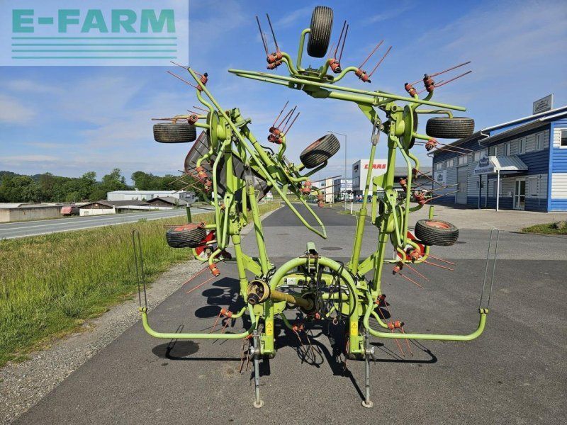 Claas volto 77