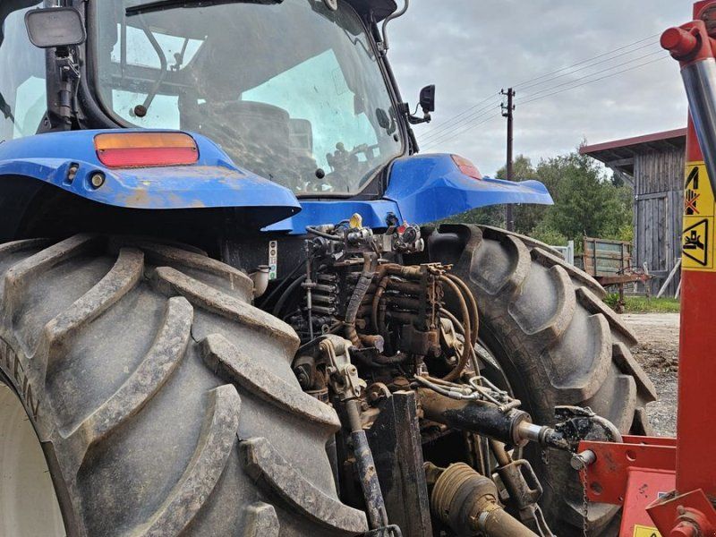 New Holland TS110A Plus