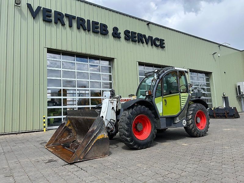 Claas Scorpion 7040 Vario
