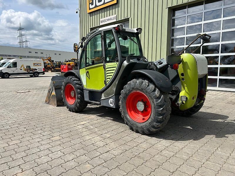 Claas Scorpion 7040 Vario
