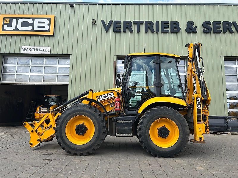 JCB 4CX