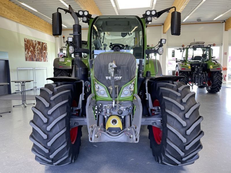 Fendt 516 VARIO S4 PROFI PLUS