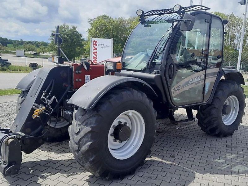 Case IH Farmlift 742