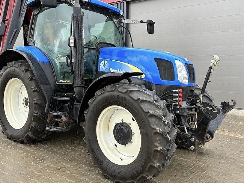 New Holland TS 135 A